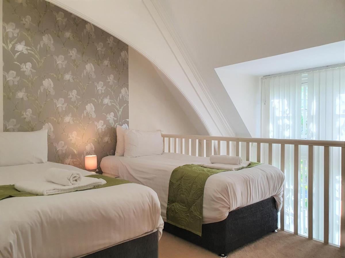 Central Apartments - Spacious 2 Beds Swindon Eksteriør billede